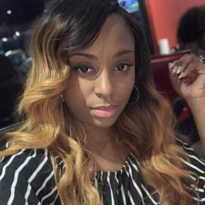 Meet your Posher, Candace